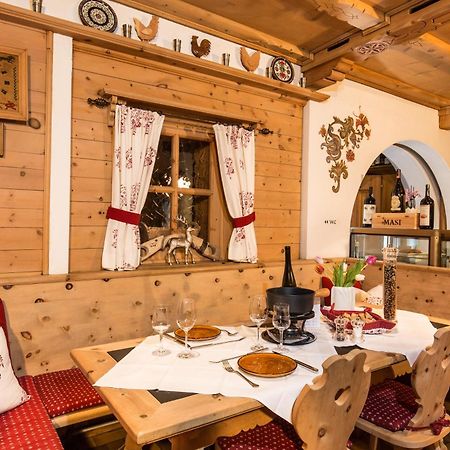 Hotel Restaurant Gabriel Скуоль Екстер'єр фото