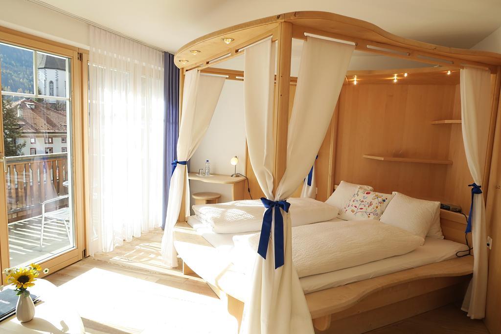Hotel Restaurant Gabriel Скуоль Екстер'єр фото